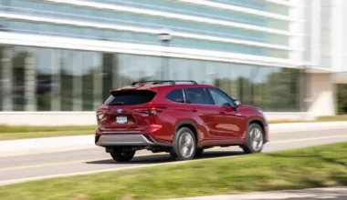 2024 Toyota Highlander Hibrit çıktı! İşte aracın fiyatı ve özellikleri neler?