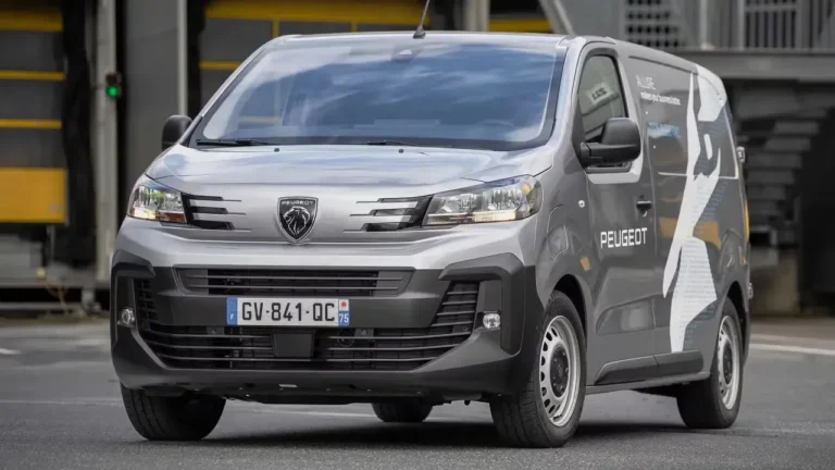 2025 Peugeot E-Expert Türkiye’ye geldi! Fiyatı ve teknik özellikleri neler?