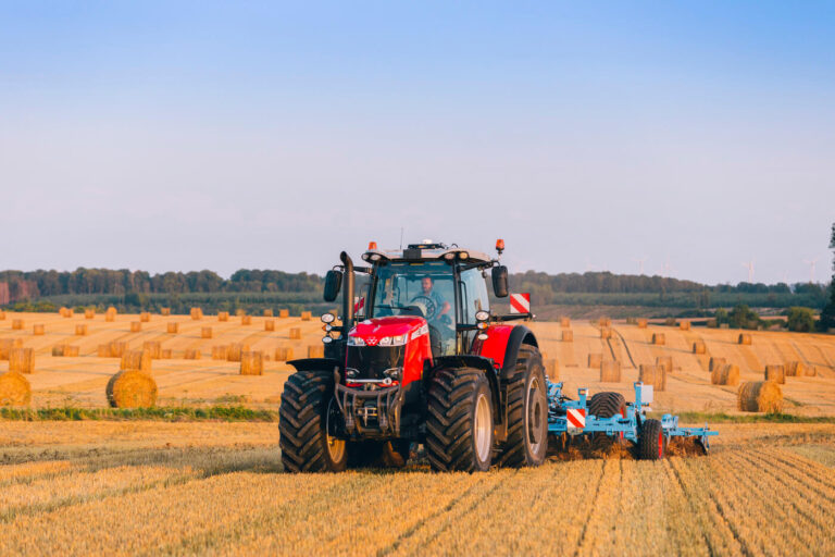 Çiftçilerin Hayali Massey Ferguson MF 8700 S özellikleri neler?