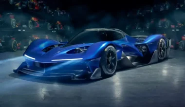 Formula 1 efsanesi Adrian Newey imzalı muhteşem otomobil: Red Bull RB17 tanıtıldı